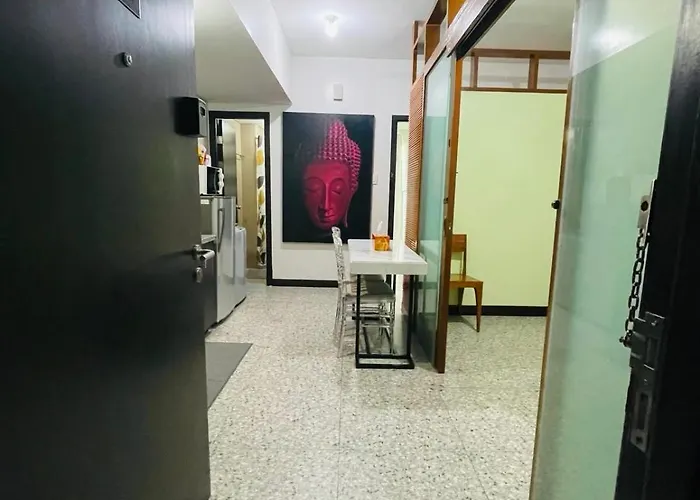 Couette-café San Lorenzo Place Tower 2 *